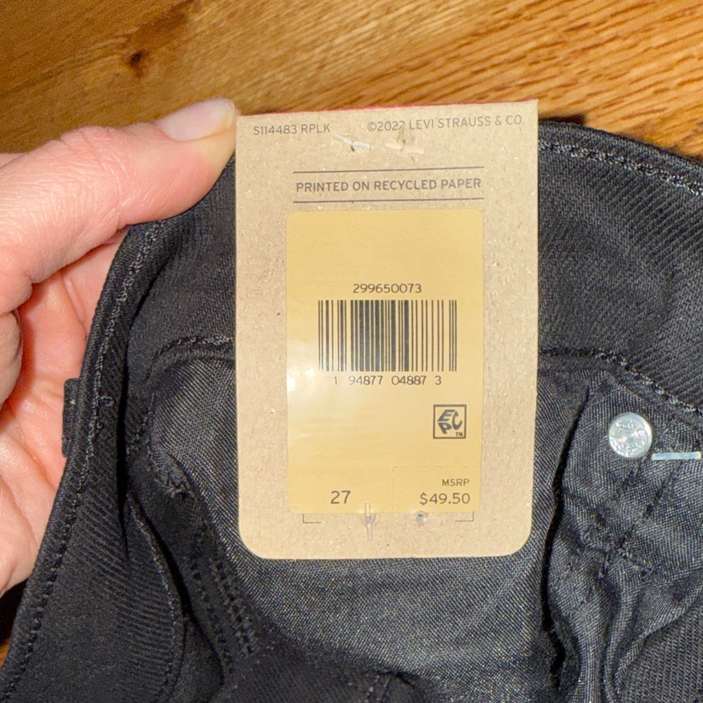 Levi's Women's Black Jean Shorts - Picture 5 of 9